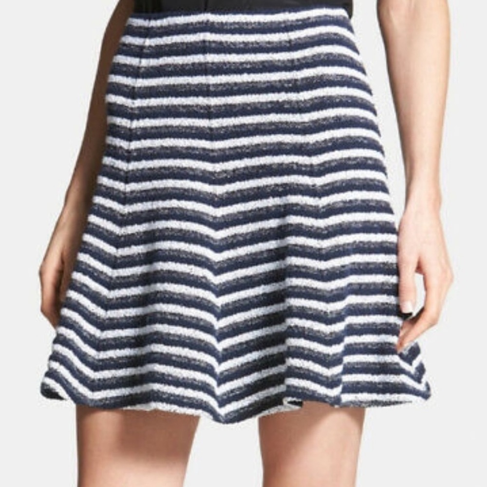 NWT Theory Lyerly Guarda knit flare skirt, sz 4
